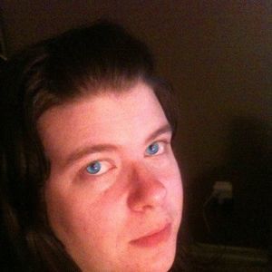 Meet your Posher, Karine